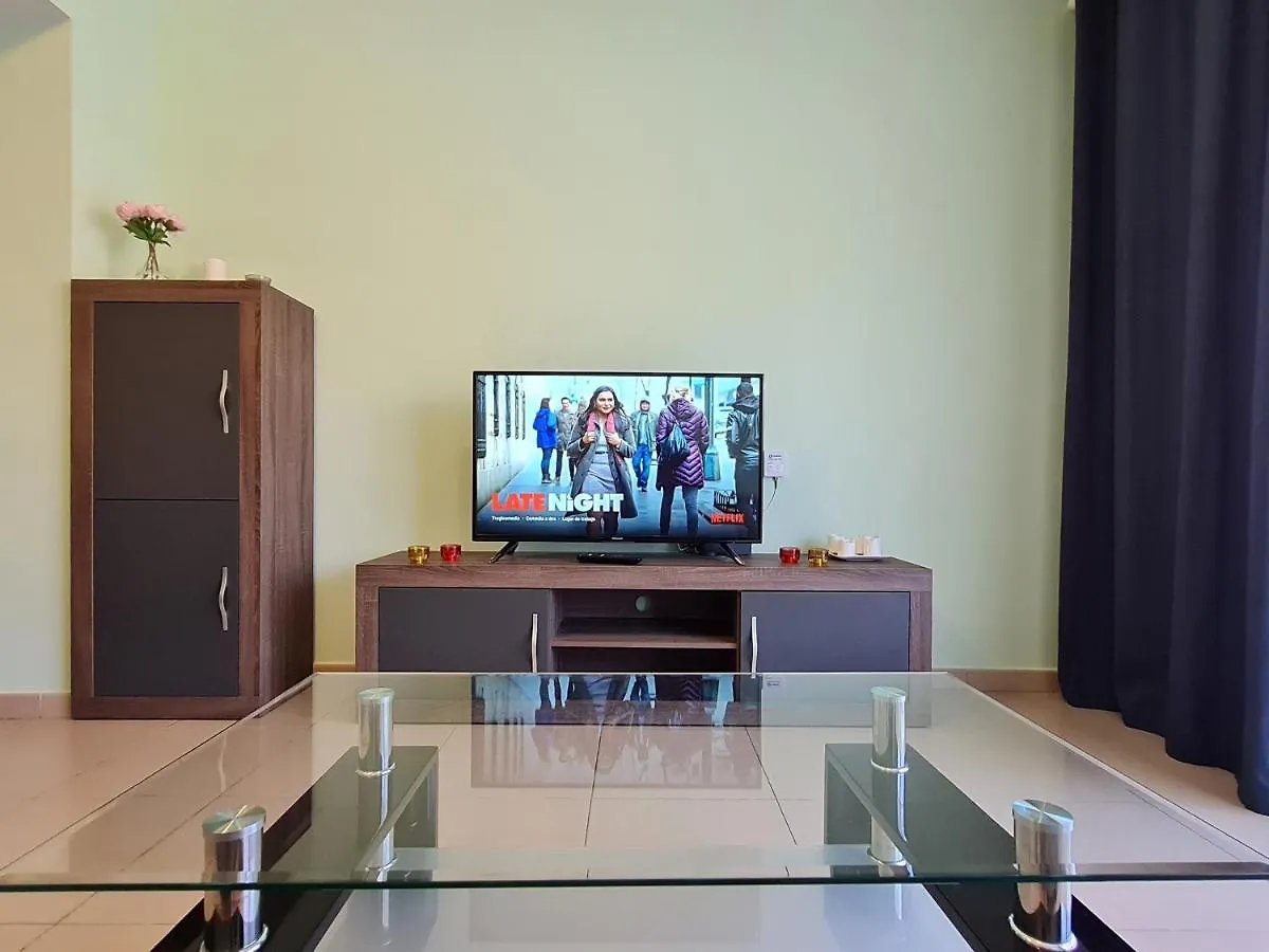 Comfortable Apartment With A Swimming Pool, 250M To The Sea. Lloret de Mar Espanha